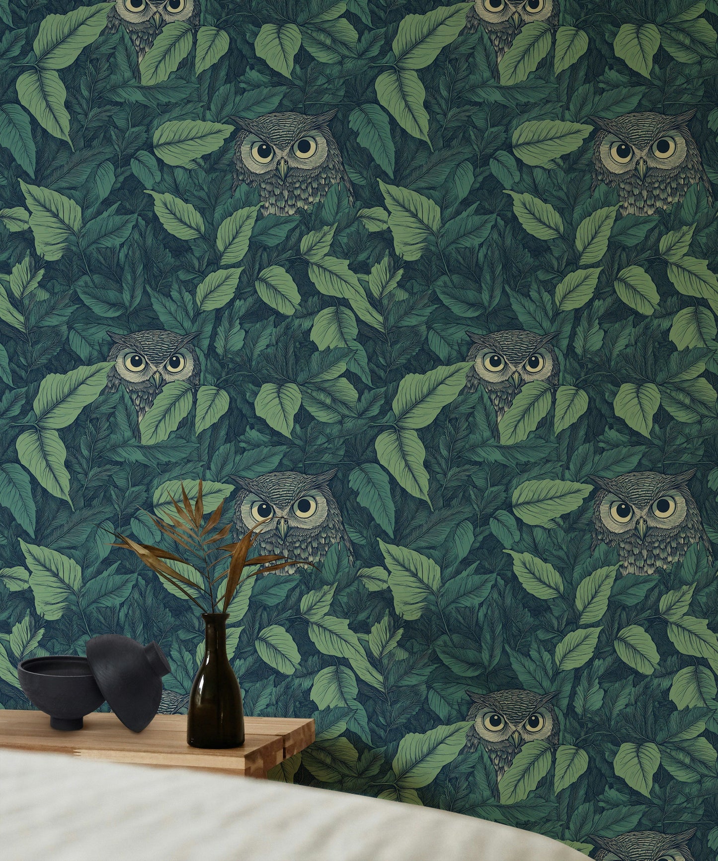 Vintage Owl and Leaf Pattern Wallpaper