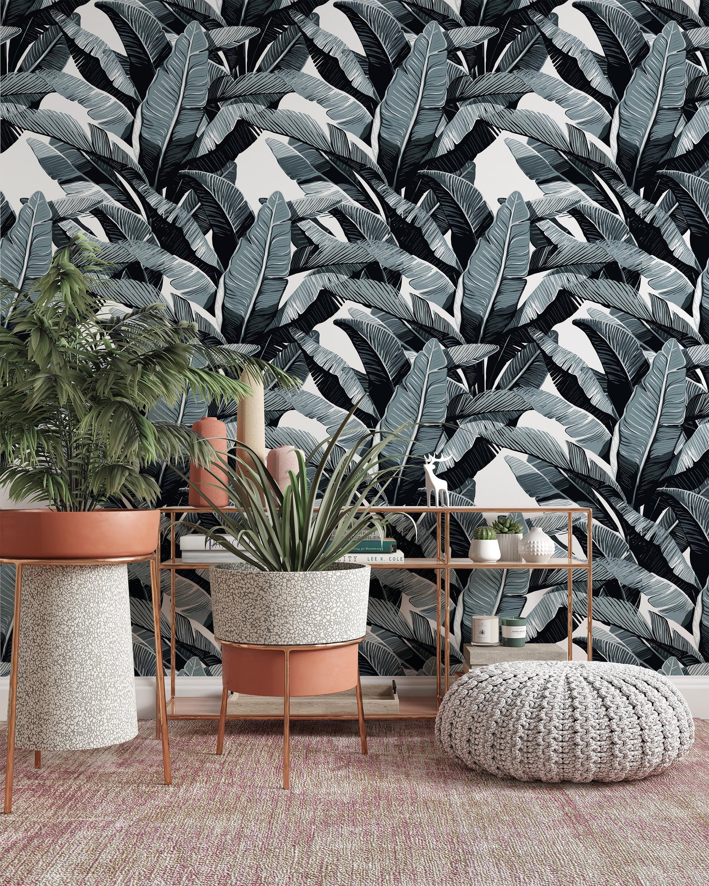 Black and White Banana Palm Leaves Flowers Plants Wallpaper