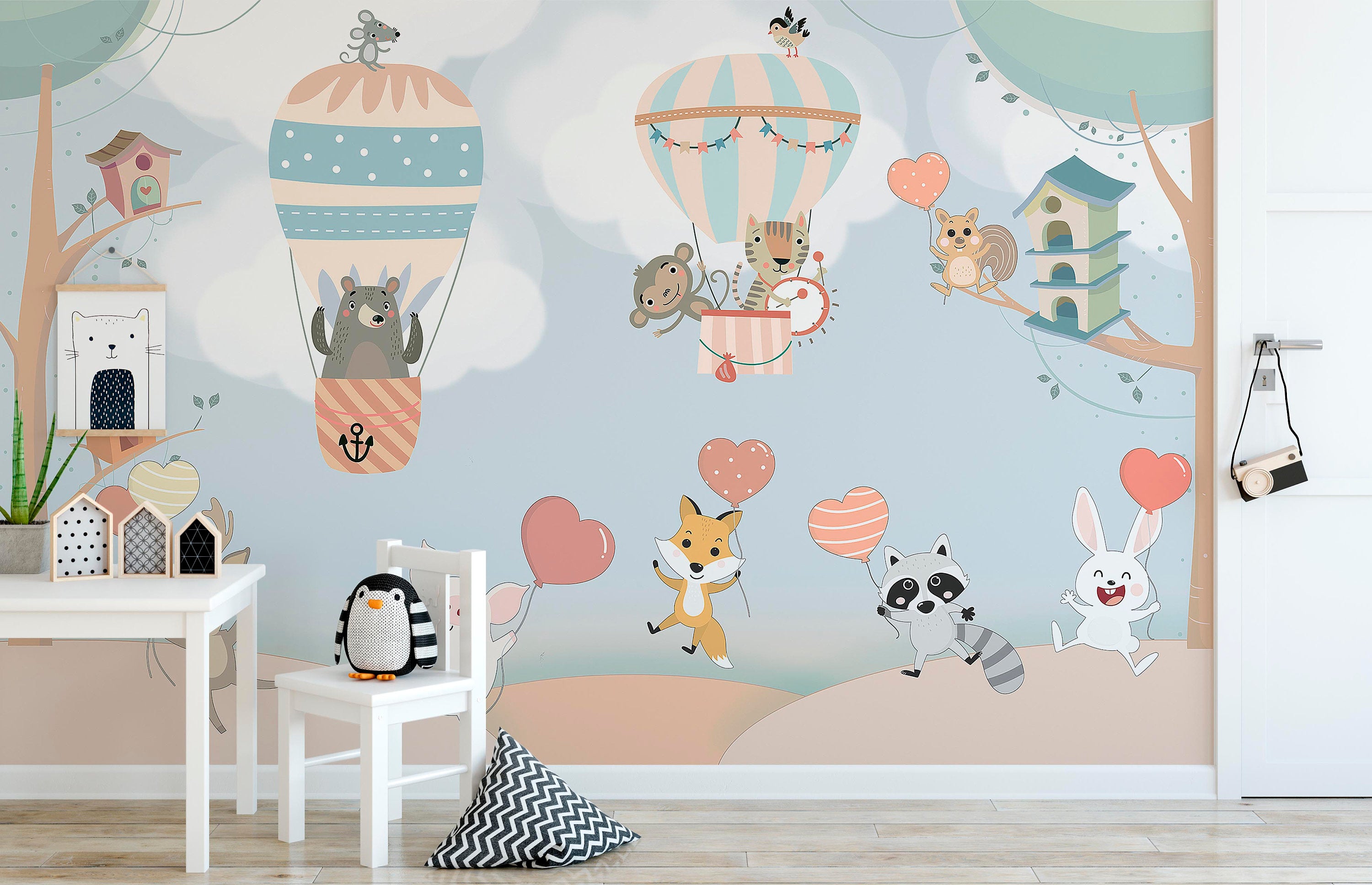 Happy Baby Animals Monkey Fox Monkey Bear Birds Rabbit Roe Pig Air Balloons Wallpaper Self Adhesive Peel & Stick Wall Decoration Removable